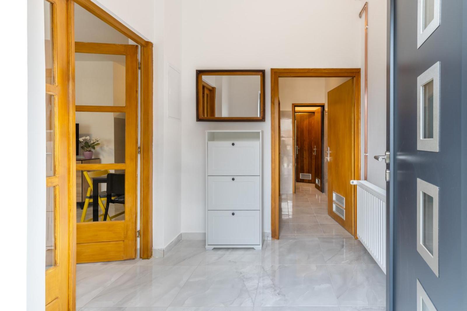 Apartman Jabuka คาร์โลวัตส์ ภายนอก รูปภาพ
