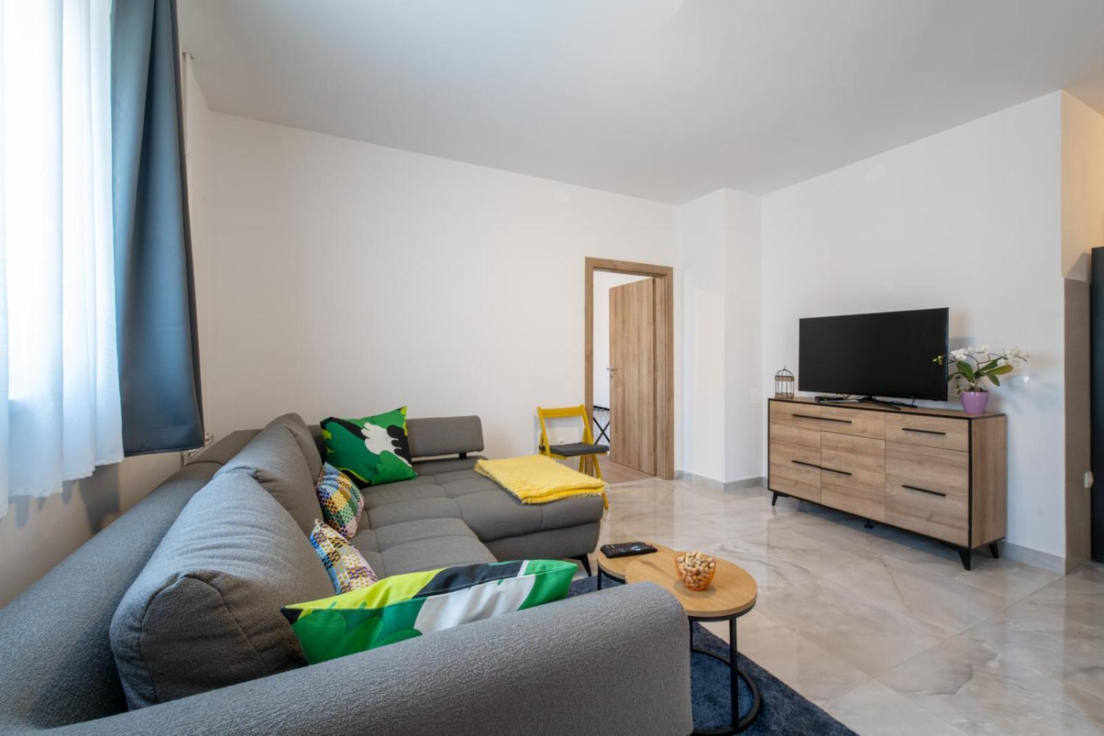 Apartman Jabuka คาร์โลวัตส์ ภายนอก รูปภาพ
